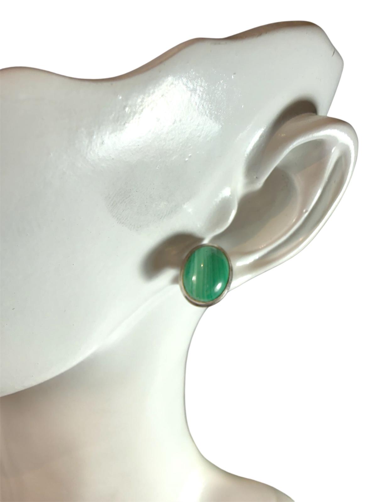 Orecchini a Lobo in Argento con Malachite Naturale