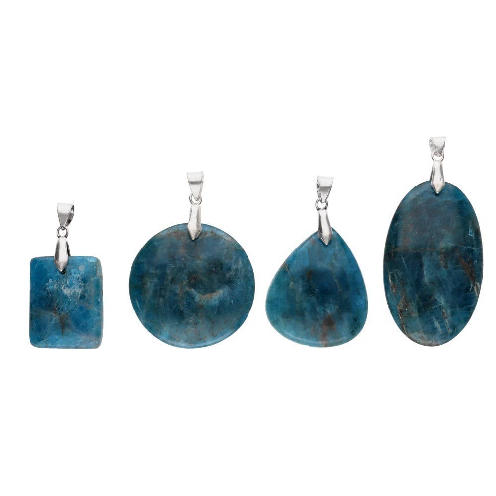 Collana con ciondolo cabochon in apatite