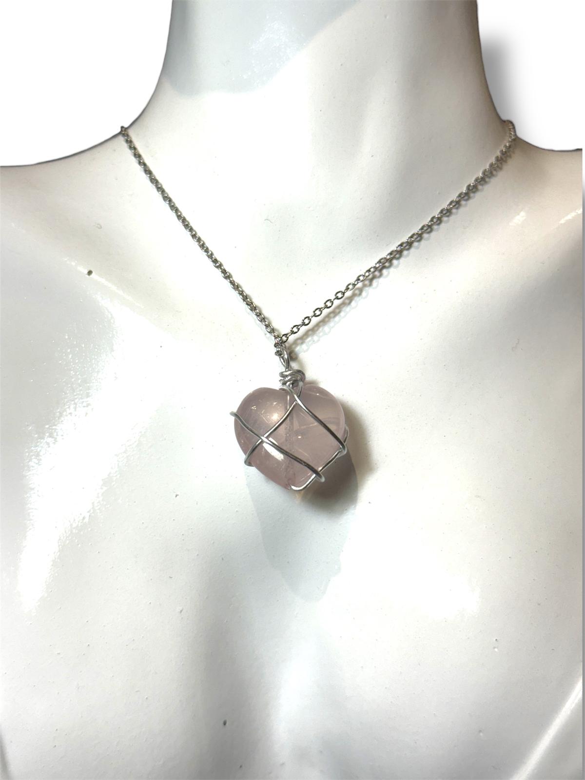 Collana Cuore Quarzo Rosa Artigianale