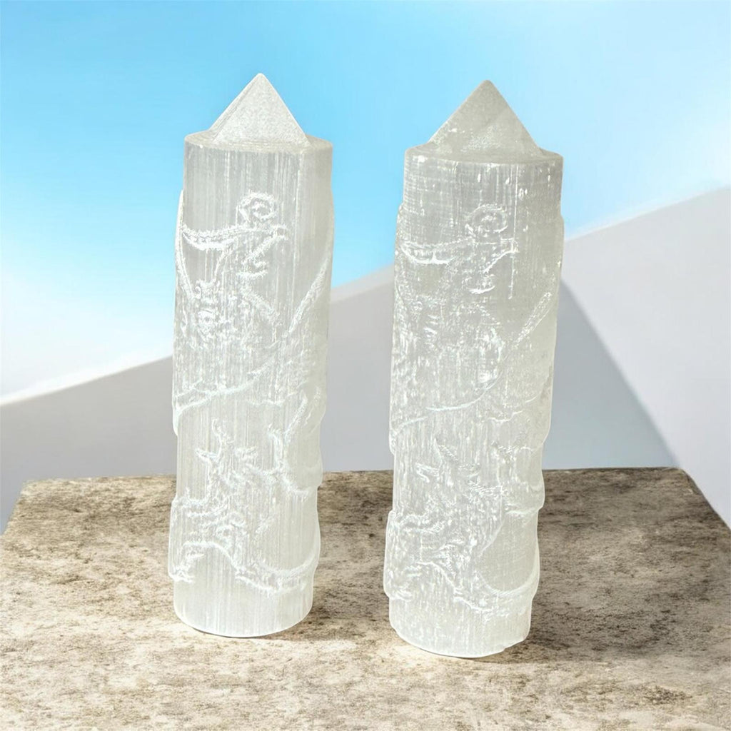 Obelisco punta selenite con fenice