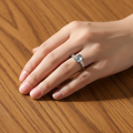 Anello acquamarina lifestyle indossato