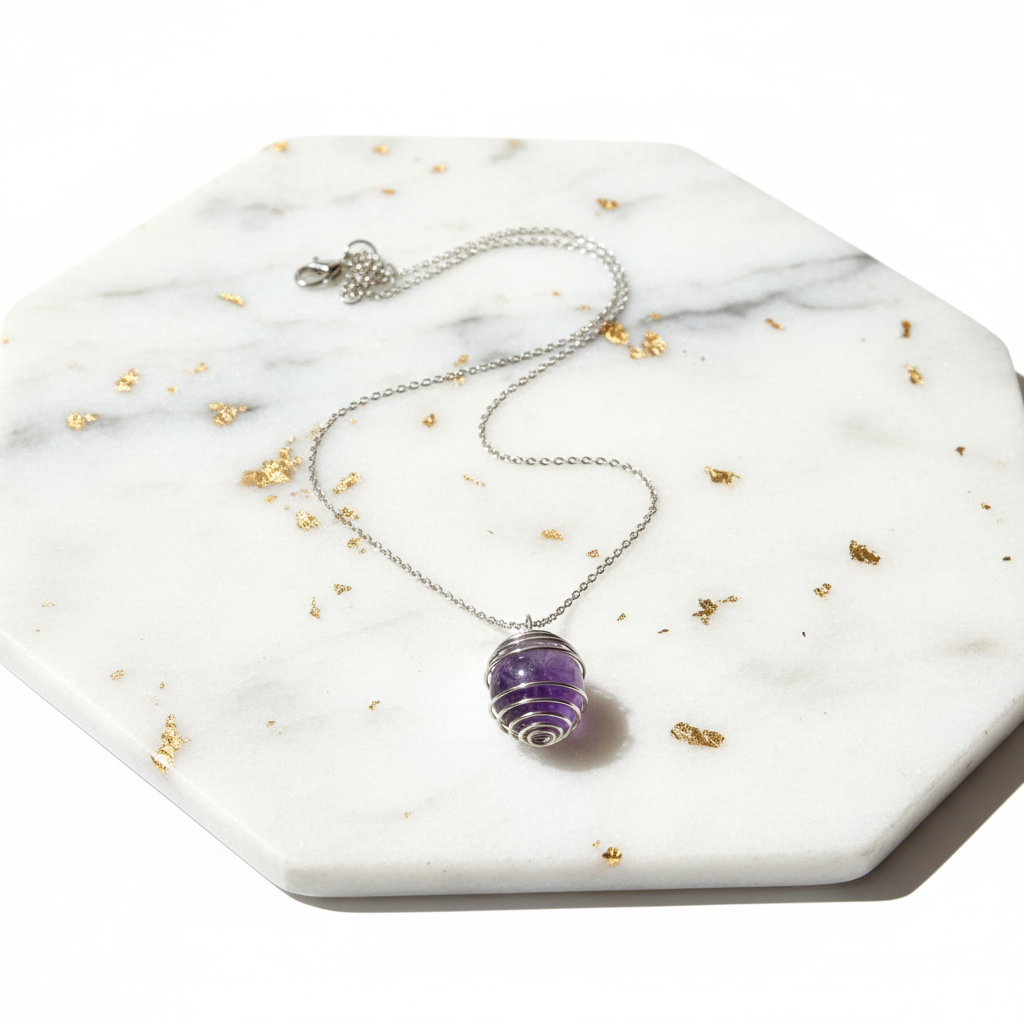 Collana Gabbia Ametista su marmo bianco
