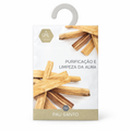 Sacchetto di palo santo su fondo bianco