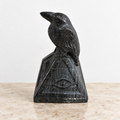 Corvo su piramide in ossidiana silver su pietra chiara