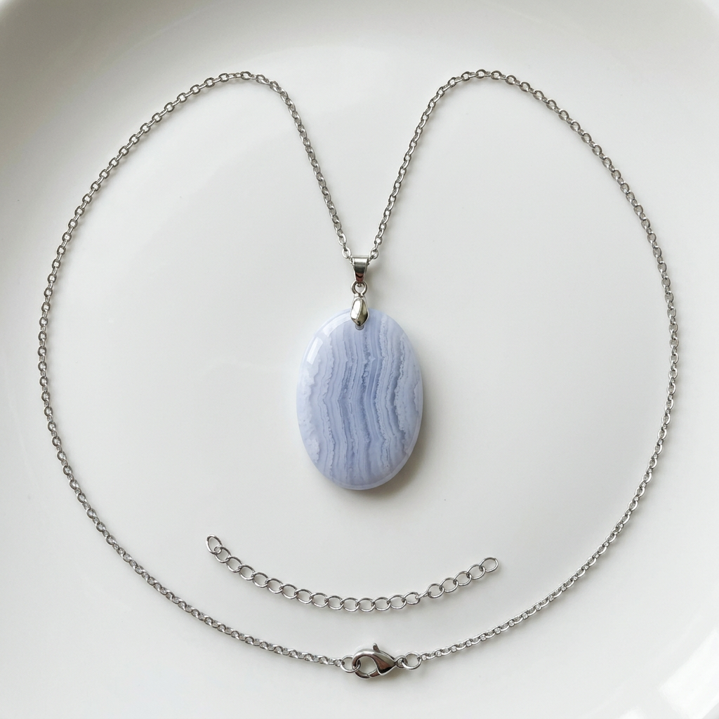 Collana Blue Lace con cabochon senza base metallica