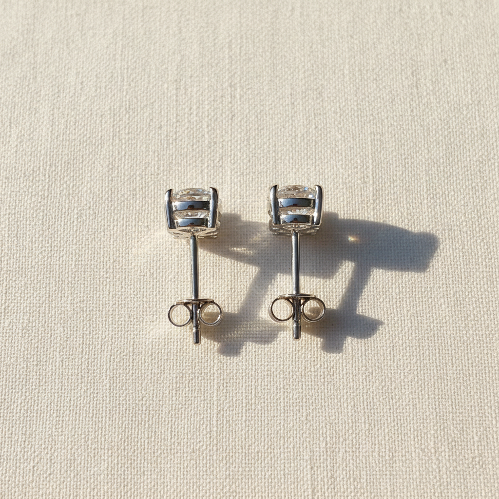 Orecchini Punto Luce in Argento con Moissanite 1ct