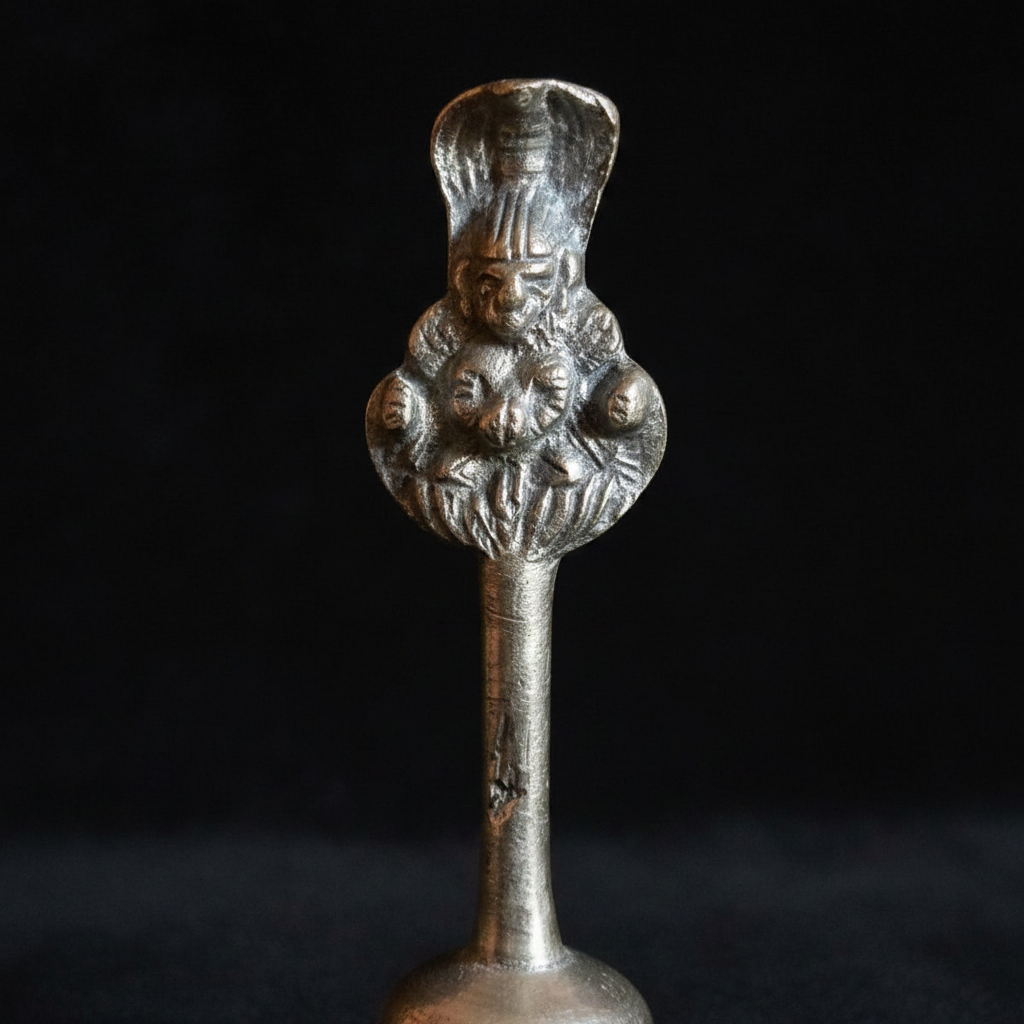 Campana puja Ganesha - macro dettaglio
