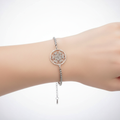 Bracciale Cubo di Metatron indossato al polso
