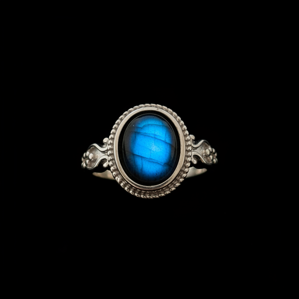 Anello labradorite macro close-up