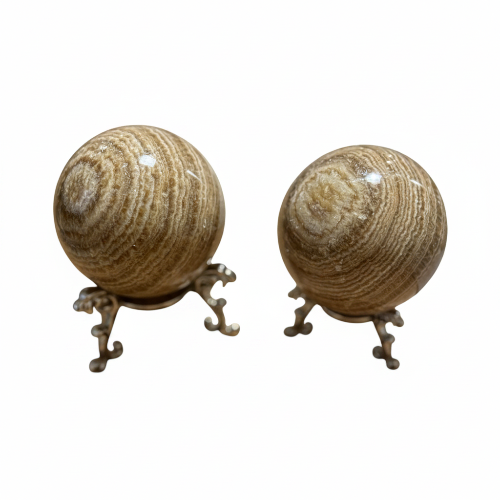 Sfere Aragonite - sfondo bianco studio
