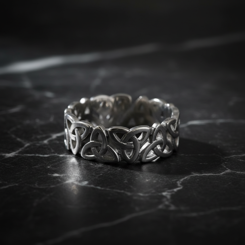 Anello Triquetra - Marmo nero