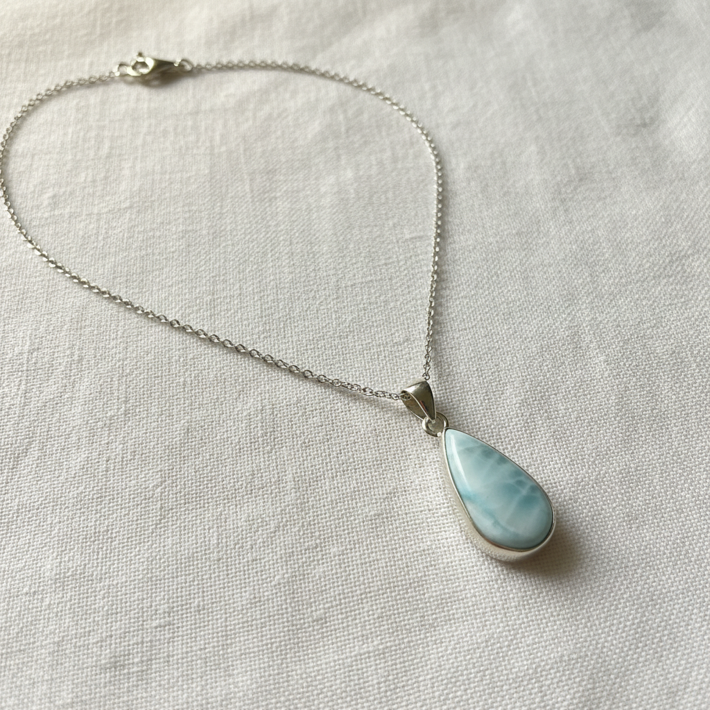 Collana con Ciondolo Goccia Grande in Argento e Larimar Naturale