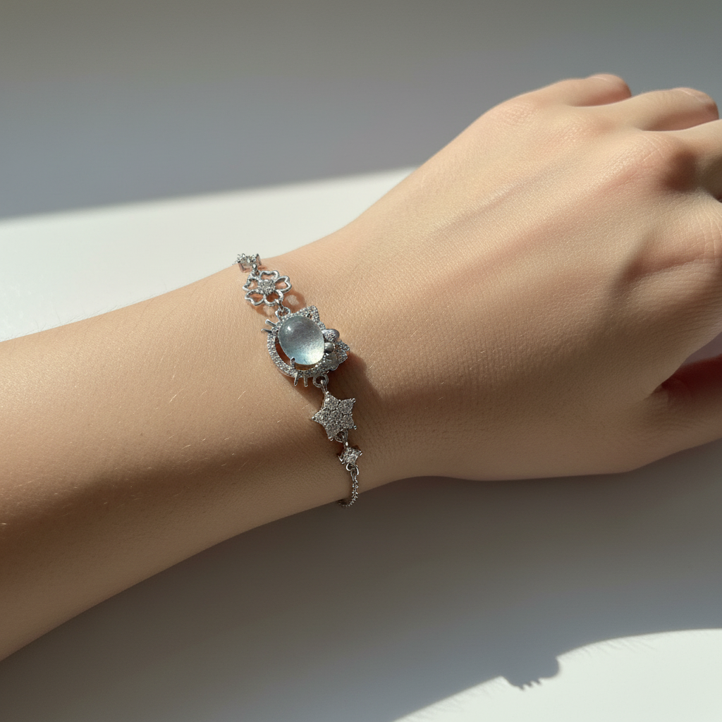 Bracciale Rame Placcato Argento con Acquamarina - lifestyle indossato
