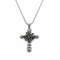 Collana Croce Gotica con Rosa - sfondo bianco e-commerce