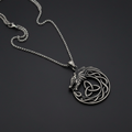 Collana Triquetra Celtica - sfondo scuro