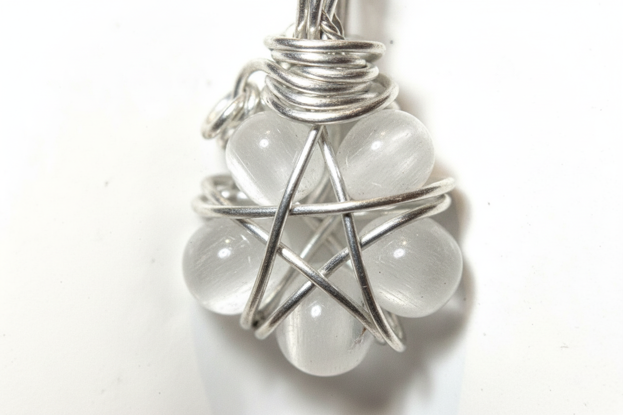Macro dettaglio perle Selenite