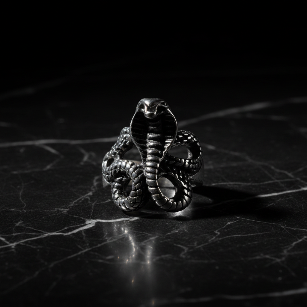 Anello Cobra - Marmo nero