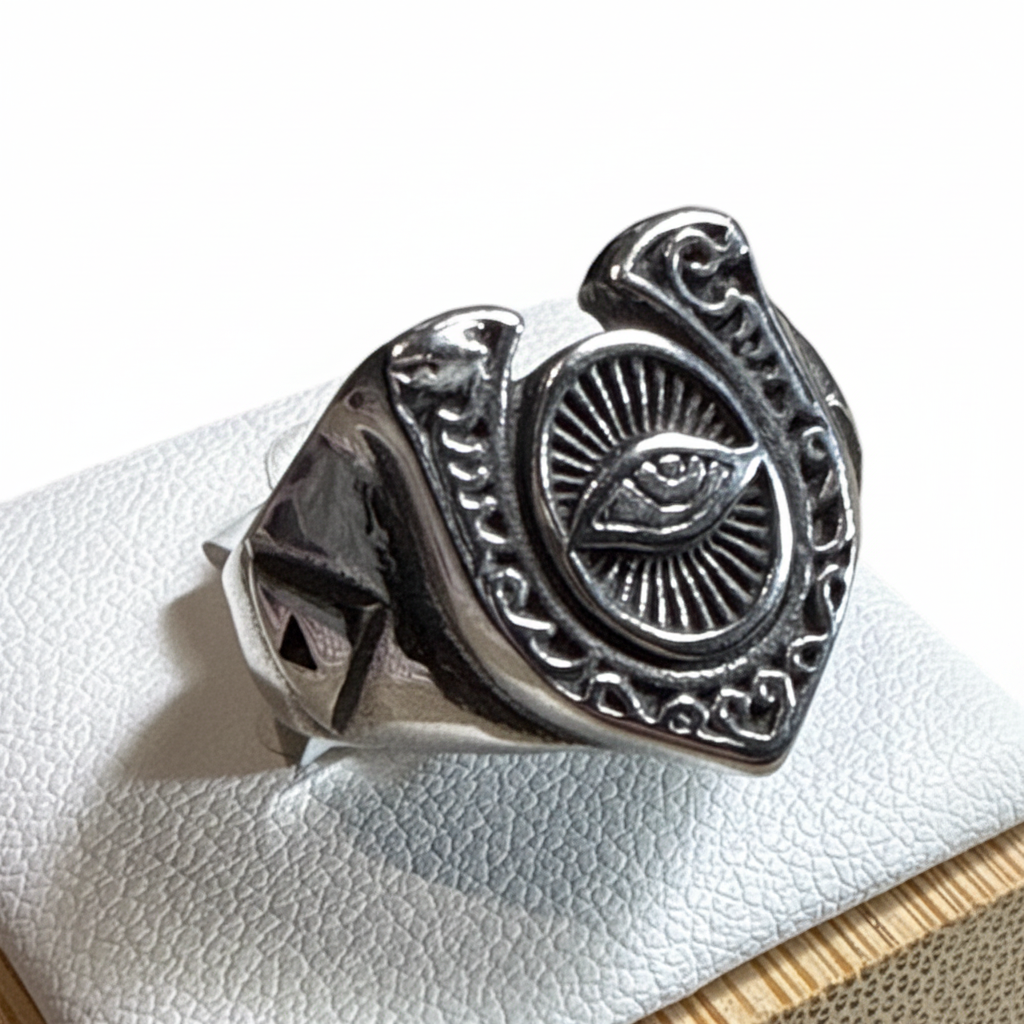 Anello Occhio - Sfondo bianco