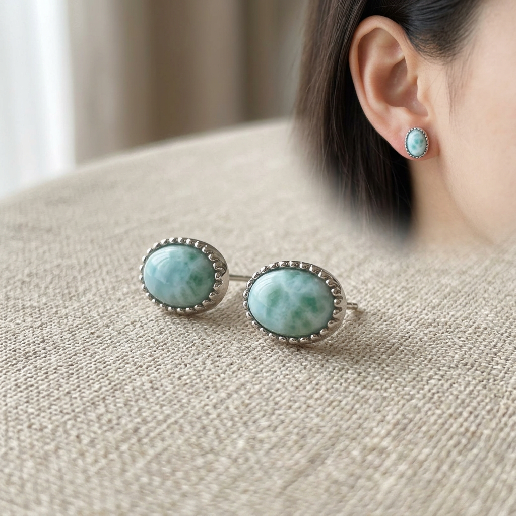 Orecchini in larimar su lino