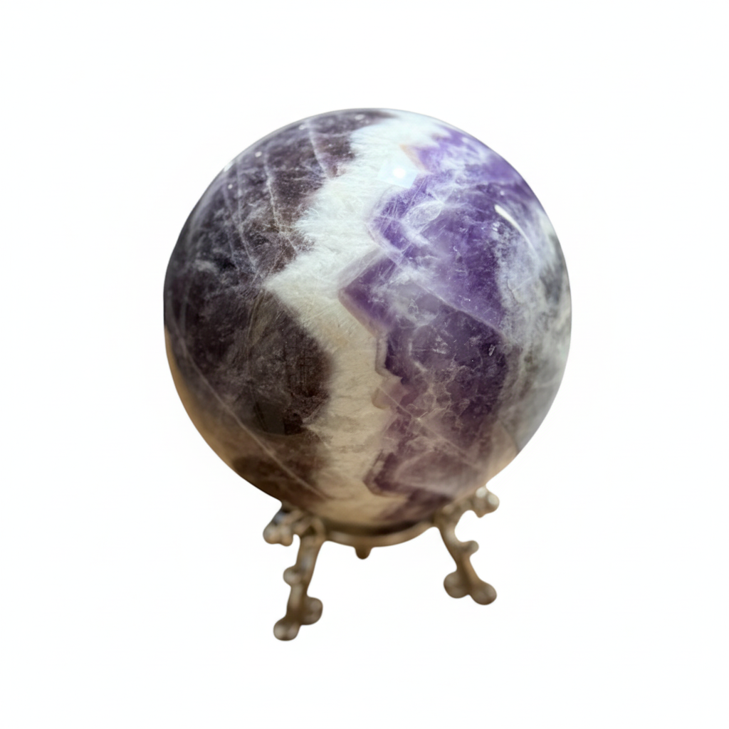 Sfera Ametista Chevron 11cm con supporto sfondo bianco