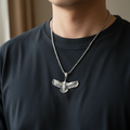 Collana aquila in volo silver indossata al collo