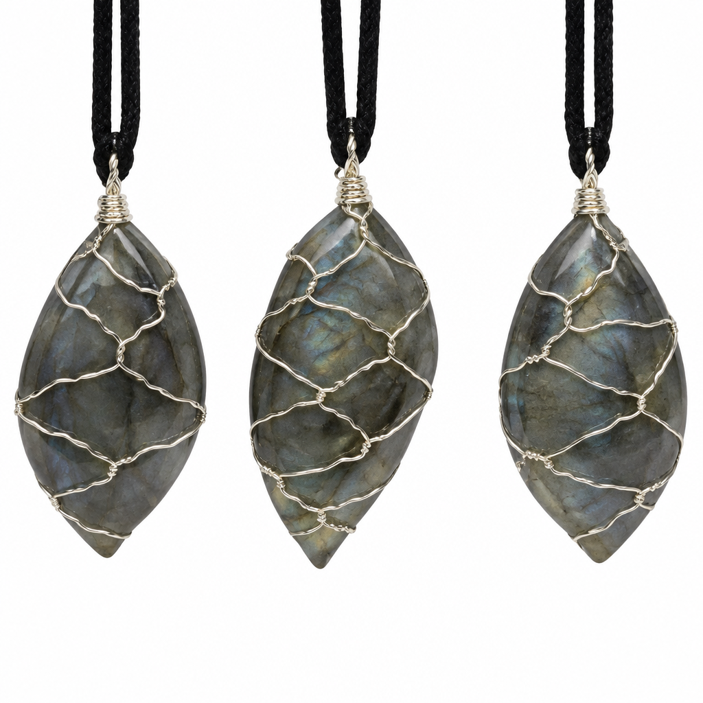 Collana Fiamma liscia in labradorite con filo wire silver