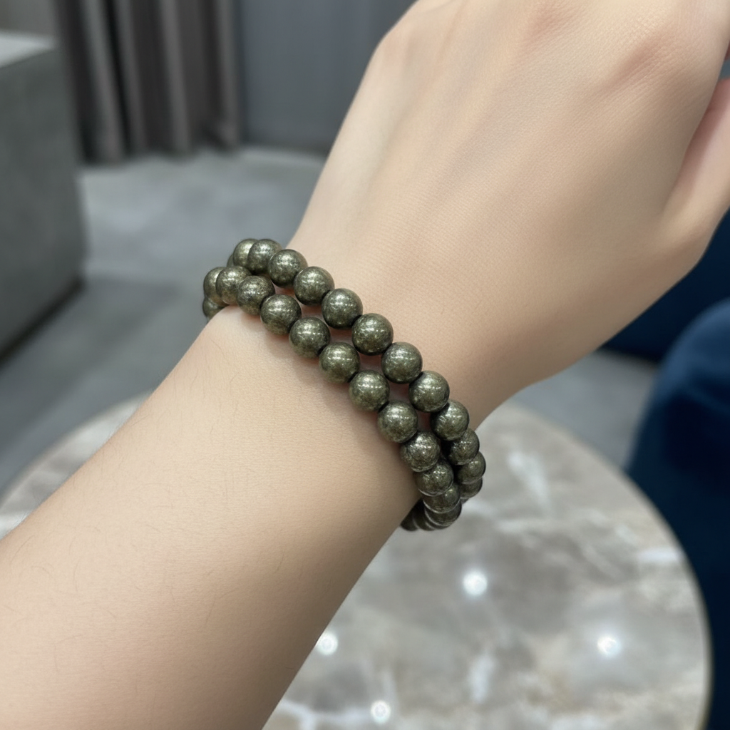 Bracciale Pirite 8mm - lifestyle indossato