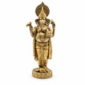 Statua di Ganesh in resina su fondo bianco da studio