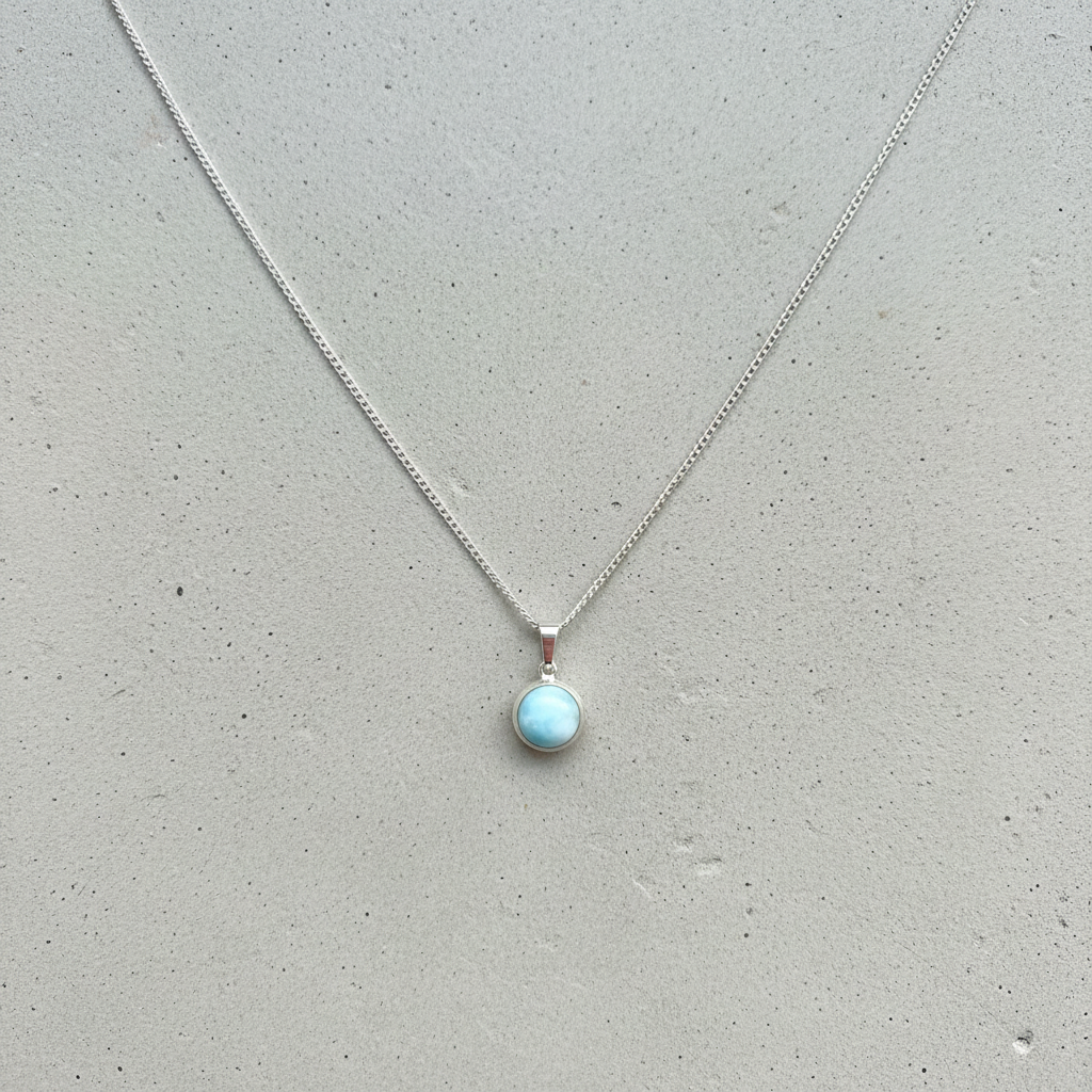Collana con Ciondolo in Argento e Larimar Naturale