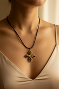 Collana doppio dorje - indossata su modella
