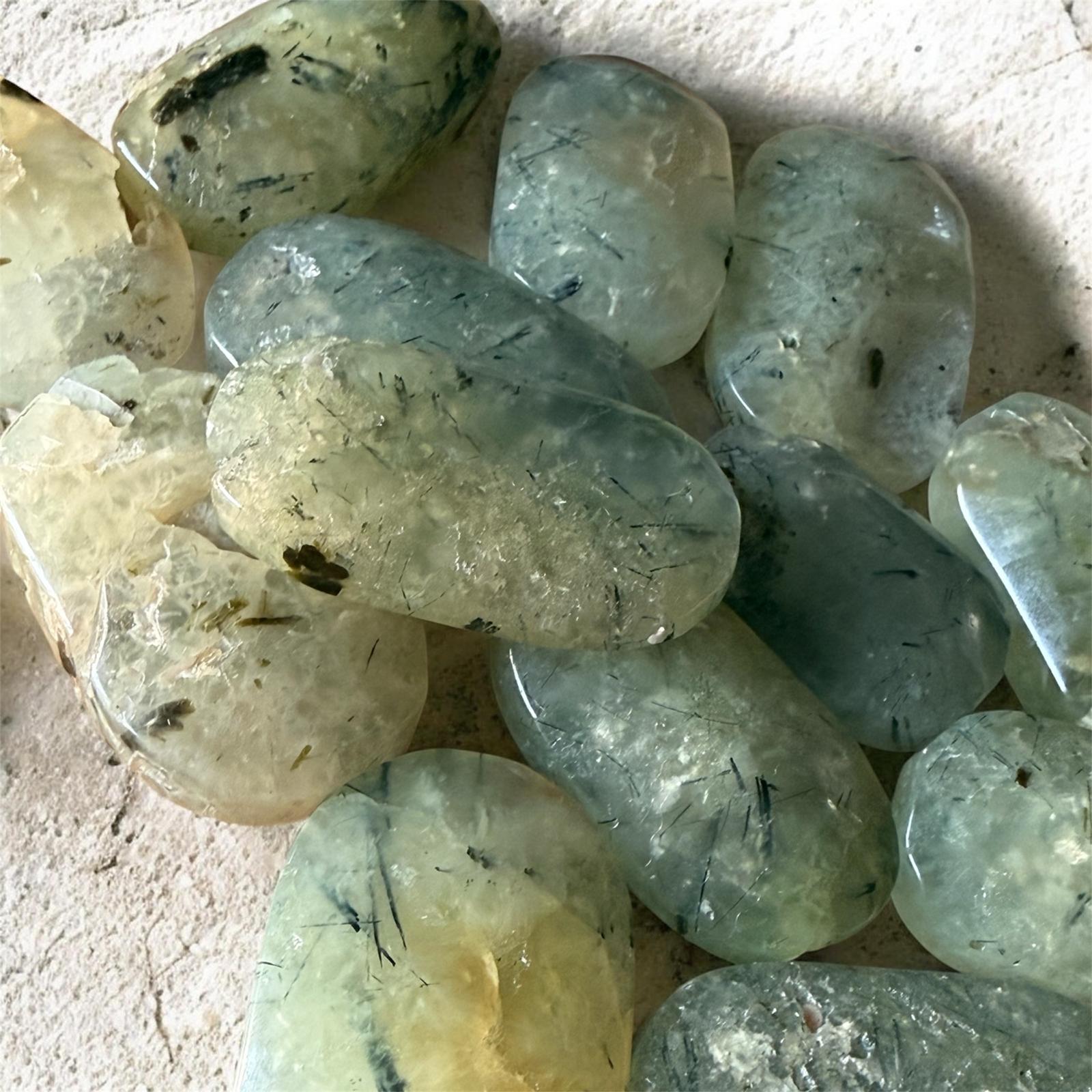 Palmstone di Prehnite 