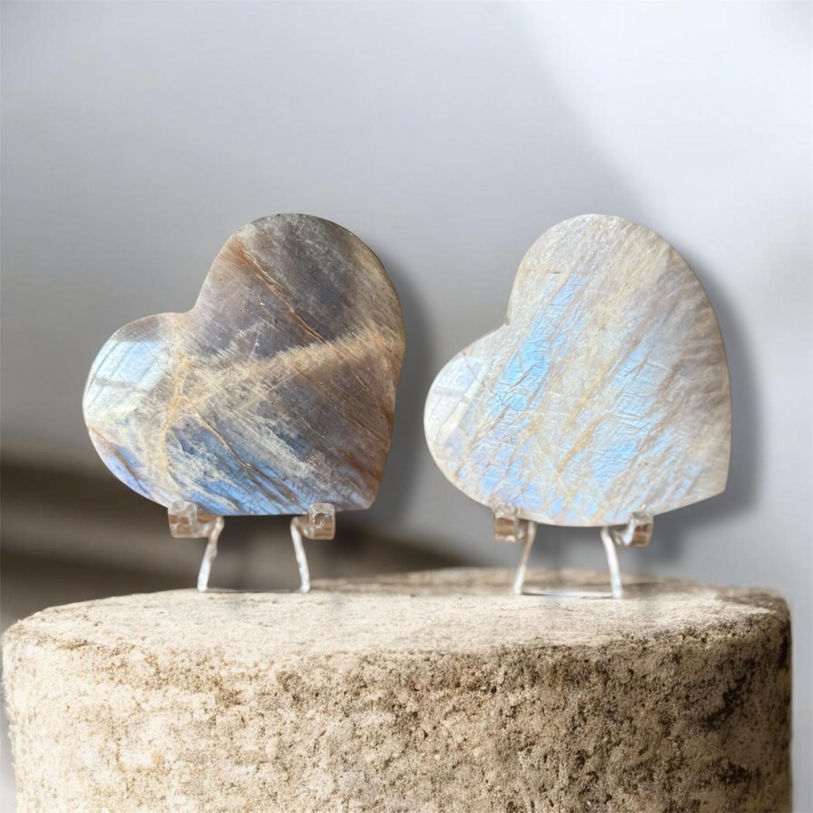 Cuore di Pietra di Luna Naturale